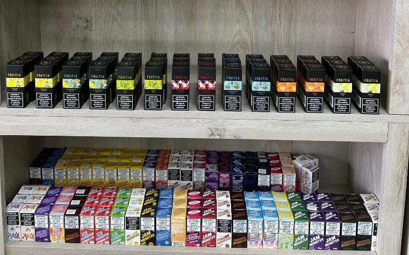 E-liquids shop near  overland Park, KS