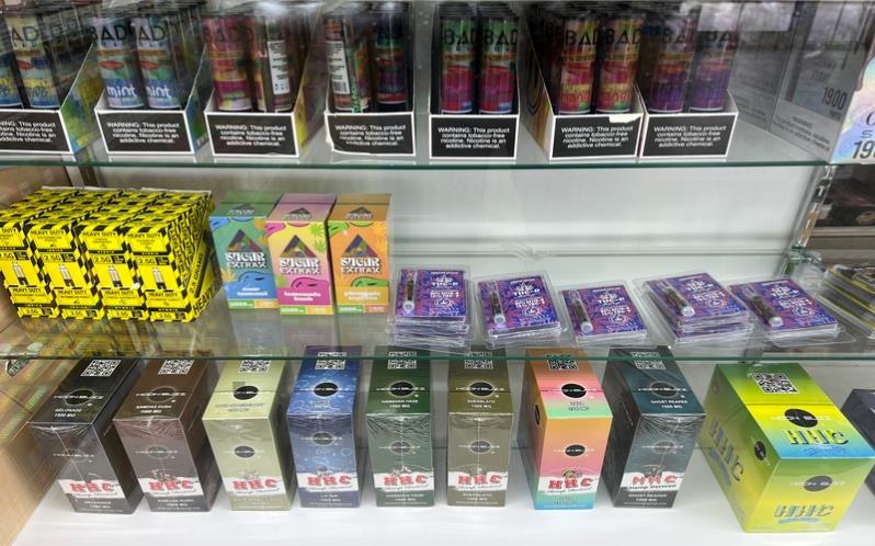 Vape disposables availability in Dragon Drip Vape and Smoke Overland Park
