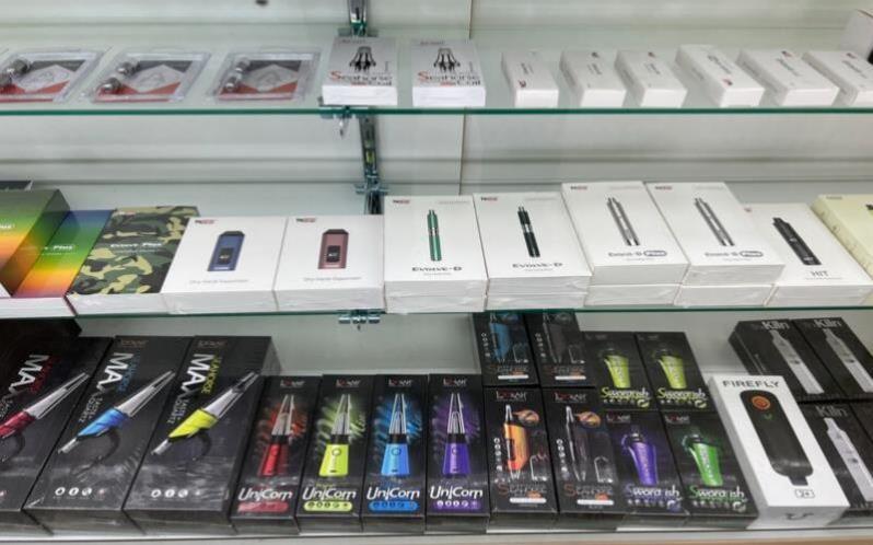  Vaporizers  availability in Dragon Drip Vape and Smoke Overland Park 