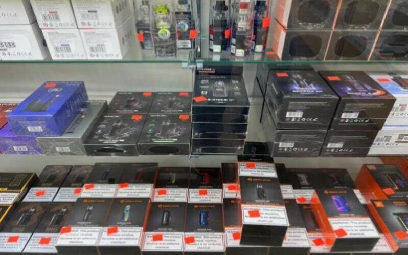 vaporizers availability in Dragon Drip Vape and Smoke