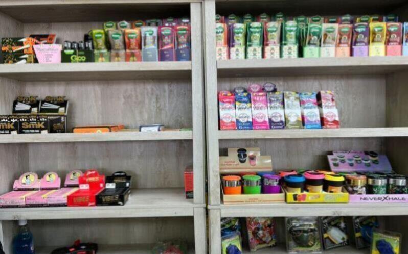 tobacco accessories availability  in Dragon Drip Vape and Smoke